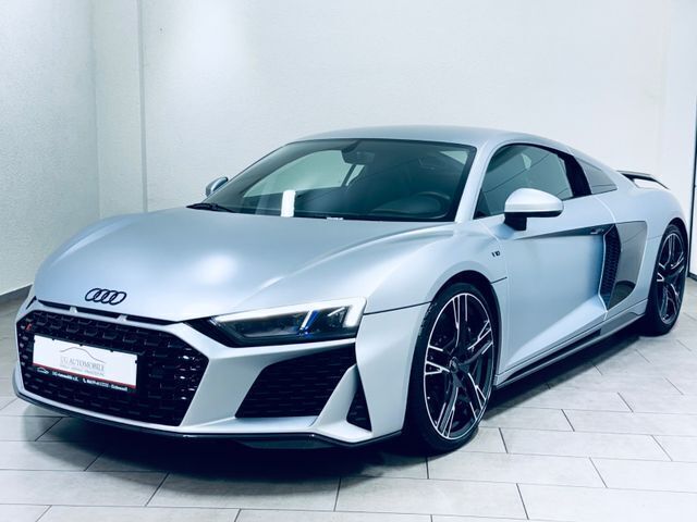 Grün Gebraucht 2020 Audi R8 Coupé Performance Coupé | 144.480 € - Bild 1/4