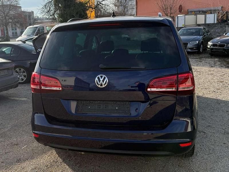 Gebraucht VW Sharan Comfortline 150 PS (110 kW) 2019 Atlantik blue metallic Van / Kleinbus