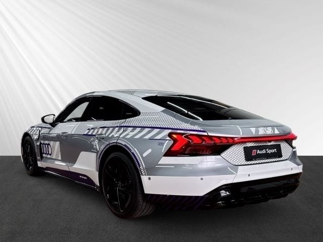 Gebraucht Audi RS e-tron GT Ambiente 439 kW (598 PS) 2023 Silber Limousine