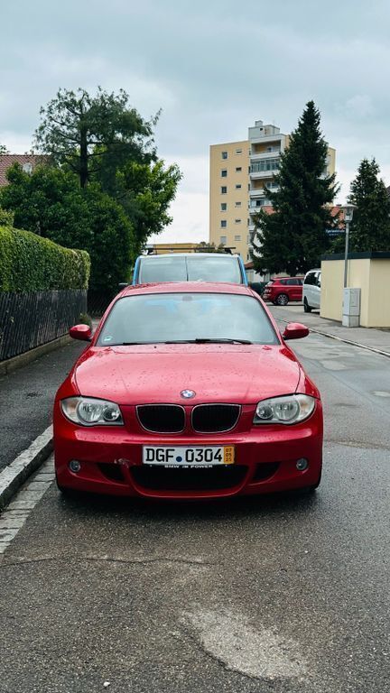 Rot Gebraucht 2007 BMW 116 M Sport Kleinwagen | 4.850 € (Fairer Preis) - Bild 1/4