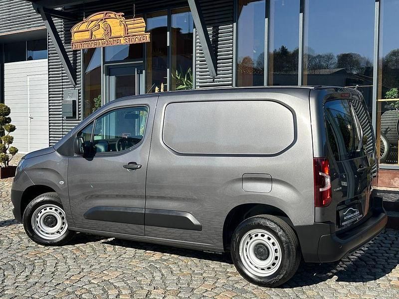 Second-hand Opel Combo Selection 110 CP (80 kW) 2020 Gri Monovolum
