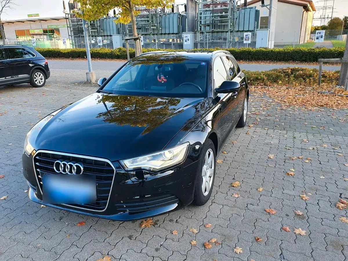 Gebraucht Audi A6 177 PS (130 kW) 2012 Schwarz Kombi