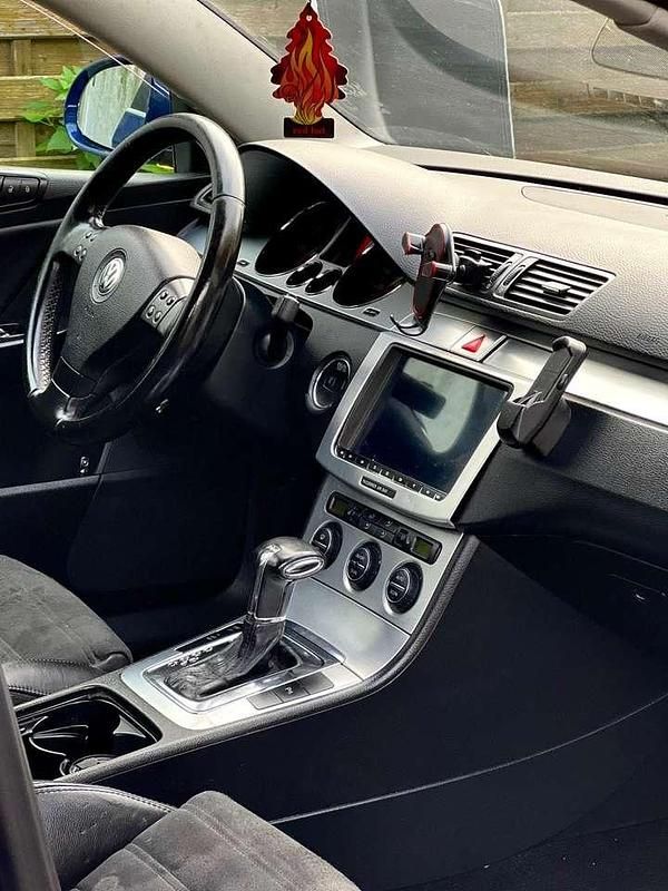 Gebraucht VW Passat Highline 140 PS (102 kW) 2006 Blau Kombi