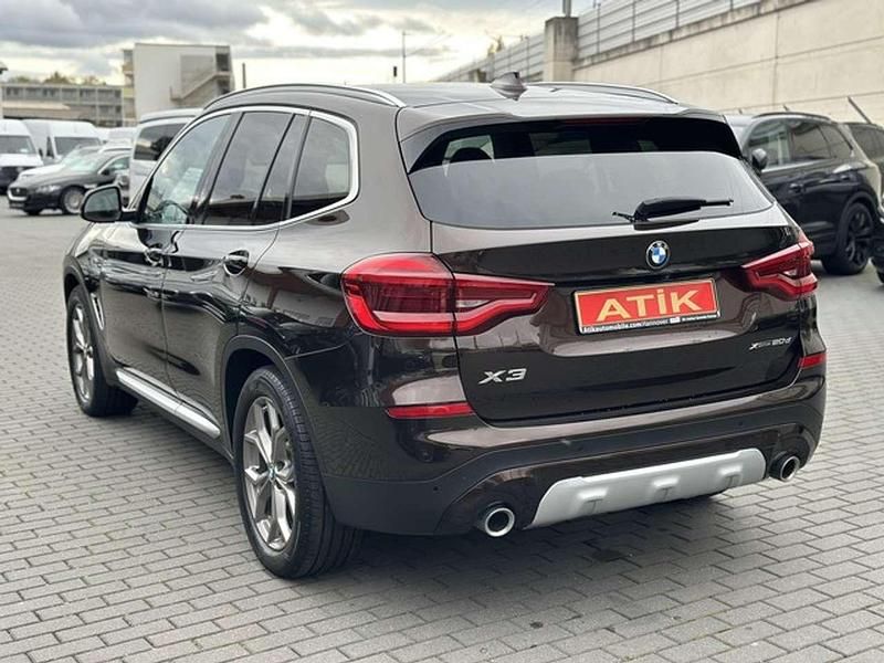 Gebraucht BMW X3 Performance 190 PS (139 kW) 2020 Terrabraun (metallic) SUV