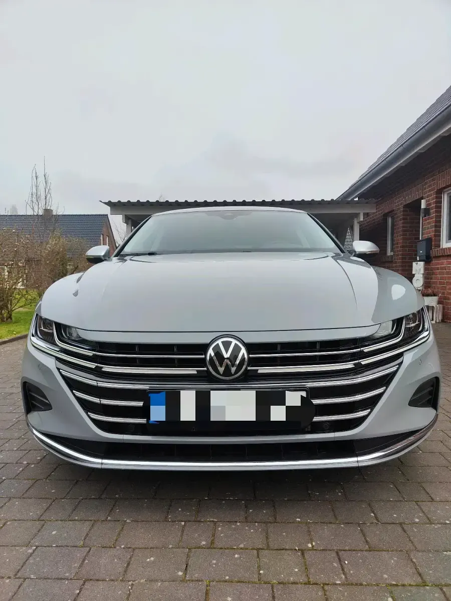 Gebraucht VW Arteon Elegance 190 PS (139 kW) 2023 Grau Kombi
