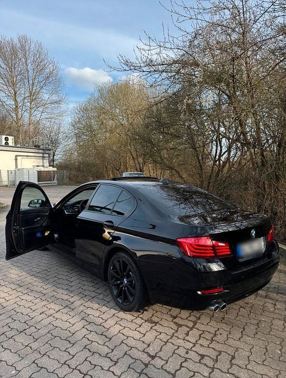 Gebraucht BMW 520 184 PS (135 kW) 2013 Schwarz Limousine
