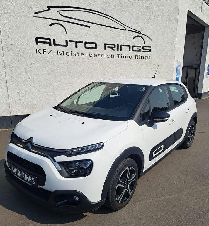 Weiß Gebraucht 2021 Citroën C3 Feel Kleinwagen | 7.700 € (Guter Preis) - Bild 1/4