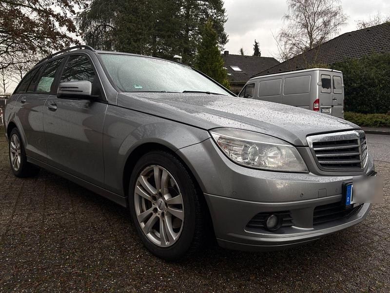 Gebraucht Mercedes C220 170 PS (125 kW) 2008 Grau Kombi