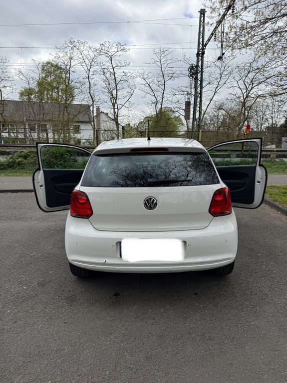 Weiß Gebraucht 2014 VW Polo Life Kleinwagen | 5.000 € (Superpreis) - Bild 1/4