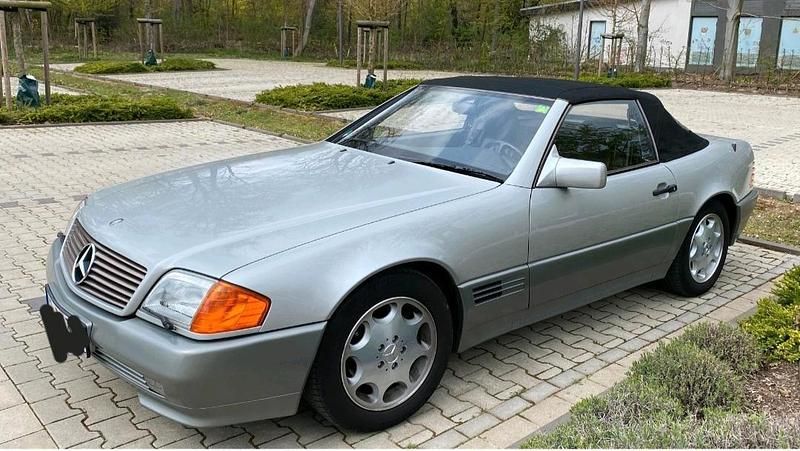 Silber Gebraucht 1990 Mercedes SL300 Cabrio | 28.800 € - Bild 1/4