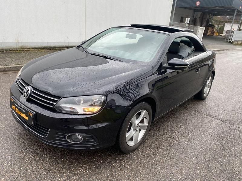 Gebraucht VW Eos Basis 122 PS (89 kW) 2012 Schwarz Cabrio