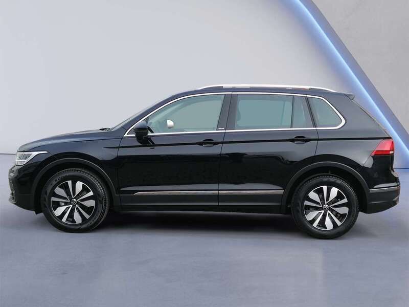 Gebraucht VW Tiguan Move 150 PS (110 kW) 2024 Deep black perleffekt SUV