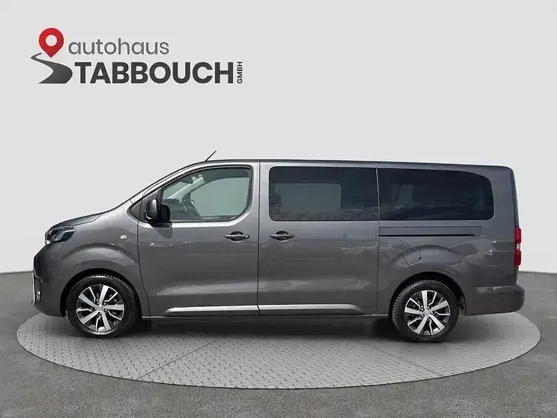 Gebraucht Toyota Proace Verso 177 PS (130 kW) 2017 Grau Kombi