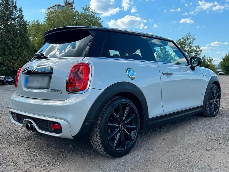 Gebraucht Mini Cooper S 192 PS (141 kW) 2017 Silber Kleinwagen