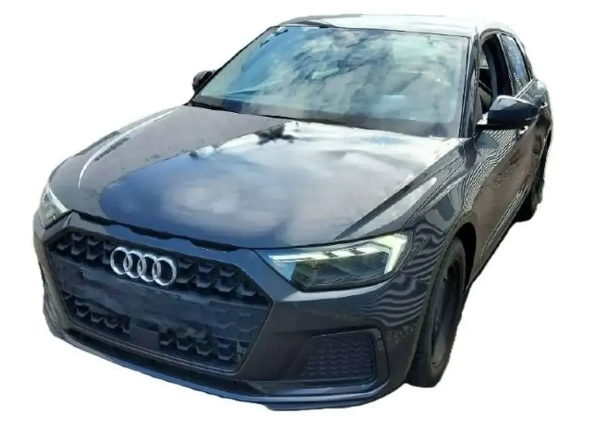 Gebraucht Audi A1 Advanced 110 PS (80 kW) 2022 Manhattangrau metallic SUV