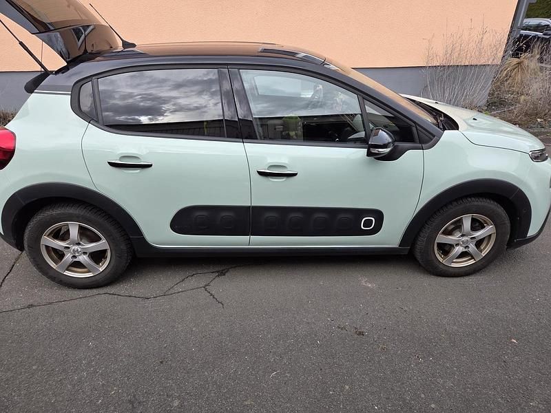 Gebraucht Citroën C3 110 PS (80 kW) 2017 Grün Kleinwagen