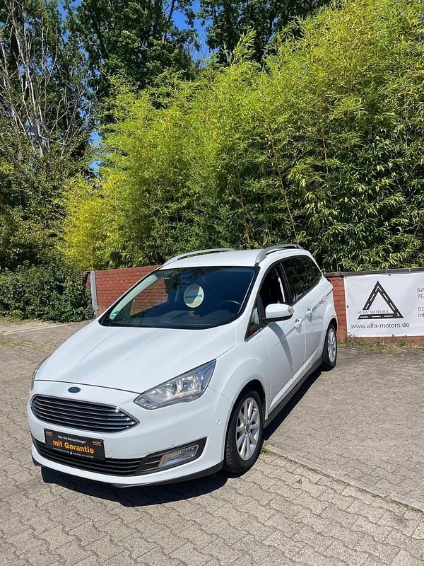 Gebraucht Ford Grand C-Max Titanium 125 PS (91 kW) 2017 Frozen white Van / Kleinbus
