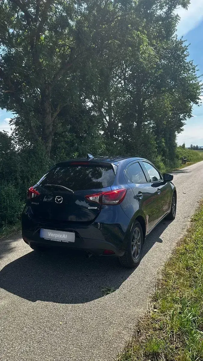 Gebraucht Mazda 2 Exclusive-Line 90 PS (66 kW) 2019 Blau Kleinwagen