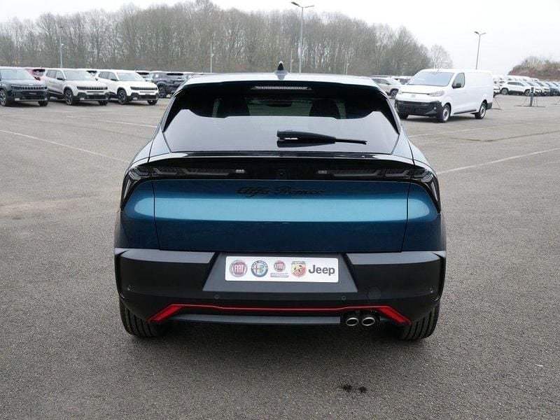 Neu Alfa Romeo GT Junior Edizione Speciale 145 PS (106 kW) 2025 Blau SUV