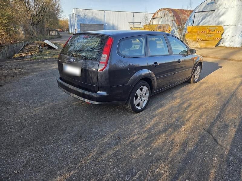 Second-hand Ford Focus 109 CP (80 kW) 2007 Gri Break