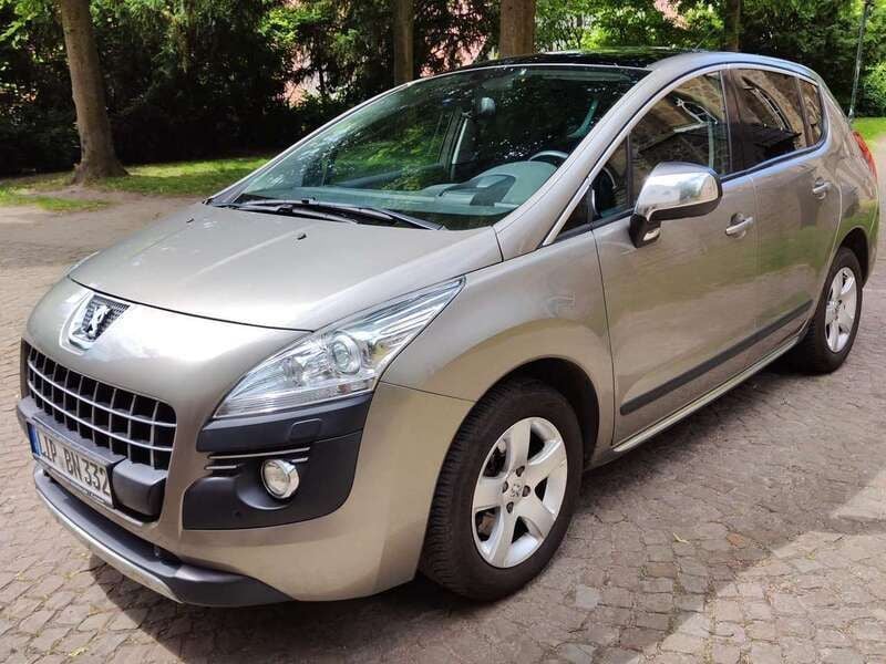 Grau Gebraucht 2012 Peugeot 3008 Allure Kombi | 6.000 € (Fairer Preis) - Bild 1/4