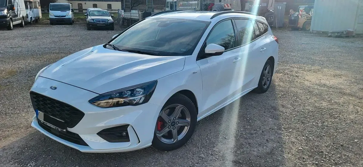 Używany Ford Focus ST-Line 150 KM (110 kW) 2019 Biały Kombi