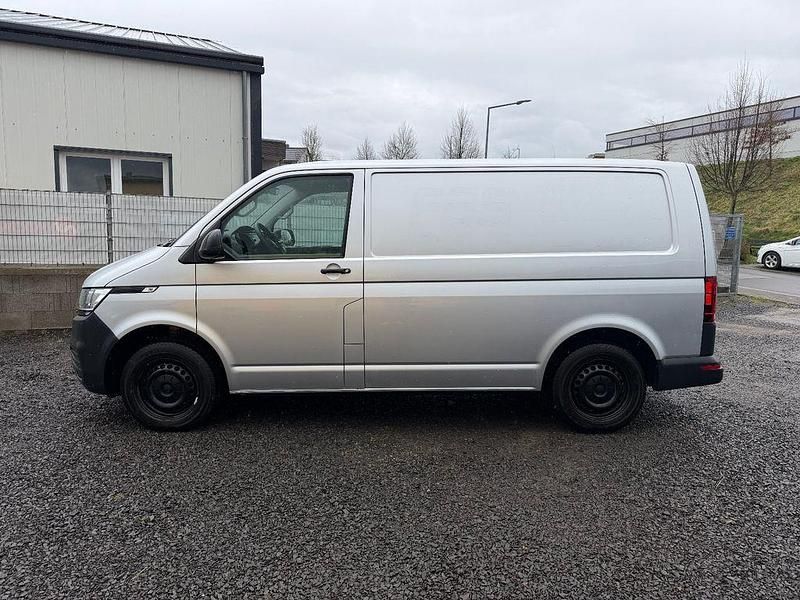 Gebraucht VW Transporter 110 PS (80 kW) 2022 Silber Van