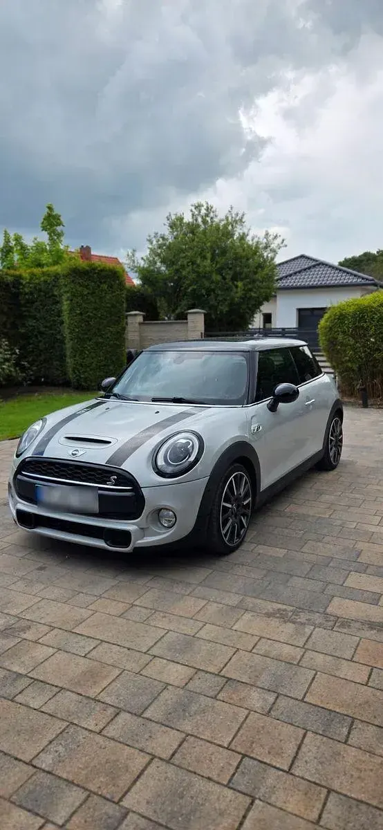 Gebraucht Mini Cooper S 192 PS (141 kW) 2016 Silber Kleinwagen
