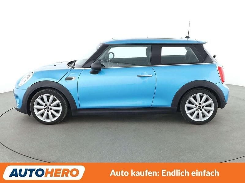 Used Mini ONE 102 HP (75 kW) 2016 Blue Hatchback