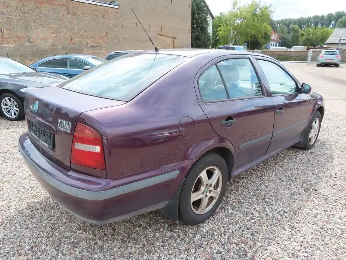 Occasion Skoda Octavia Style 116 ch (85 kW) 2000 Gris Berline
