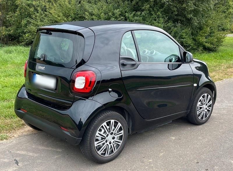 Gebraucht Smart ForTwo Coupé 60 kW (82 PS) 2020 Schwarz Coupé