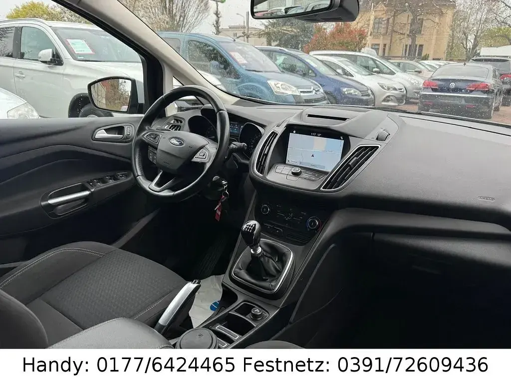 Gebraucht Ford C-MAX 125 PS (91 kW) 2017 Weiß Van / Kleinbus