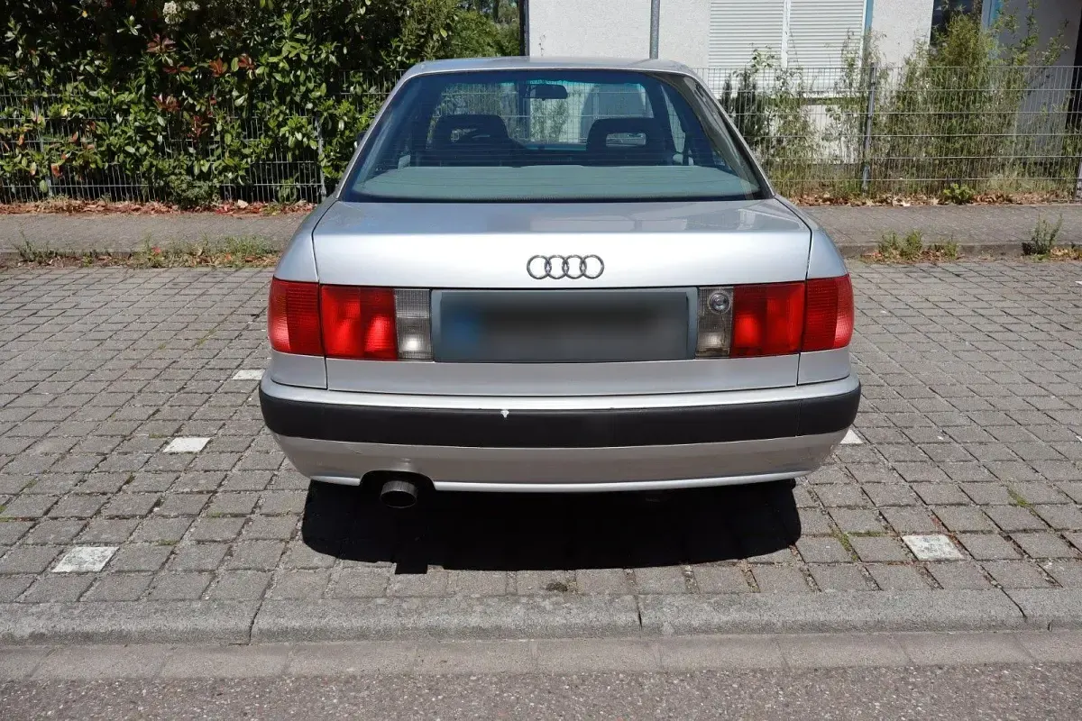 Occasion Audi 80 116 ch (85 kW) 1992 Argent Berline