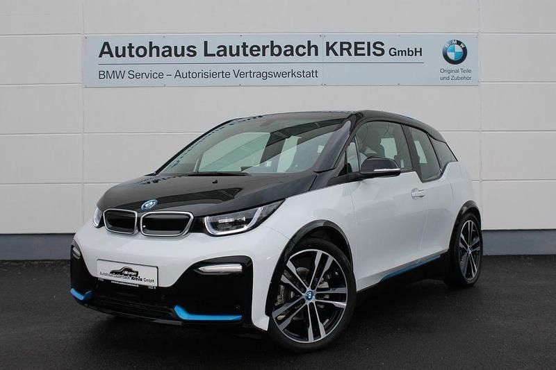 Weiß Gebraucht 2022 BMW i3 Performance Limousine | 22.950 € (Fairer Preis) - Bild 1/4