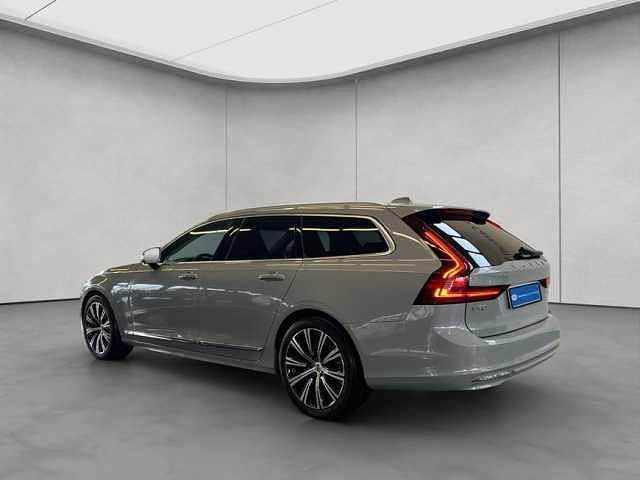 Gebraucht Volvo V90 145 PS (106 kW) 2024 Kombi