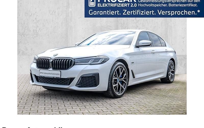 Gebraucht BMW 530e Shadowline 292 PS (214 kW) 2022 Weiß Limousine