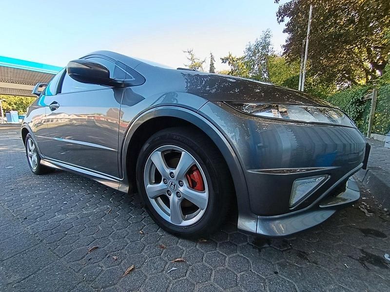 Grau Gebraucht 2011 Honda Civic Type S Coupé | 4.900 € (Teuer) - Bild 1/4