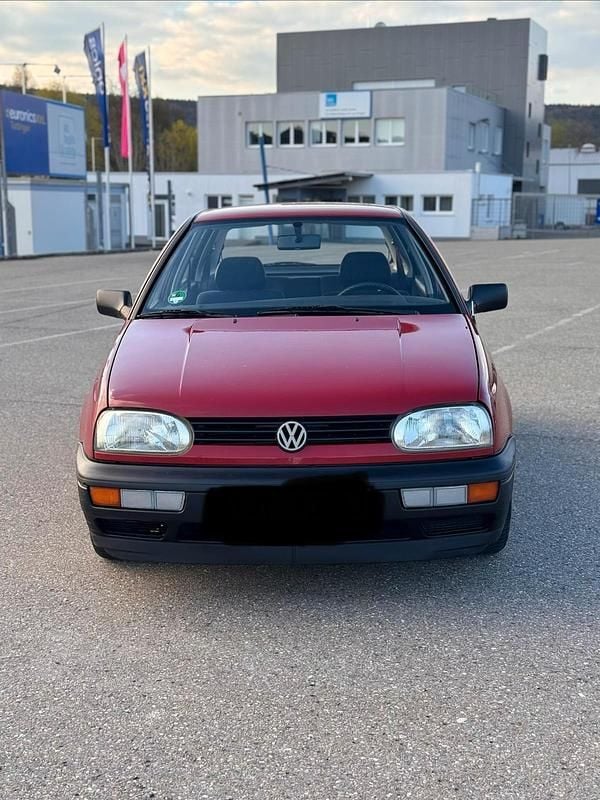 Second-hand VW Golf III 75 CP (55 kW) 1992 Roșu Hatchback
