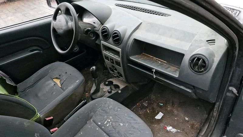 Gebraucht Dacia Logan 87 PS (63 kW) 2011 Blau Kombi