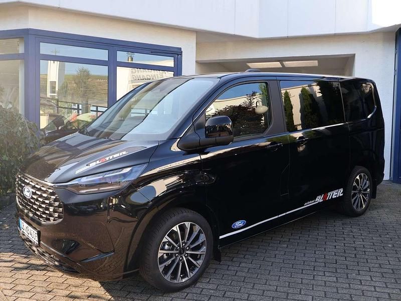 Gebraucht Ford Tourneo Titanium 232 PS (170 kW) 2025 Schwarz Van / Kleinbus