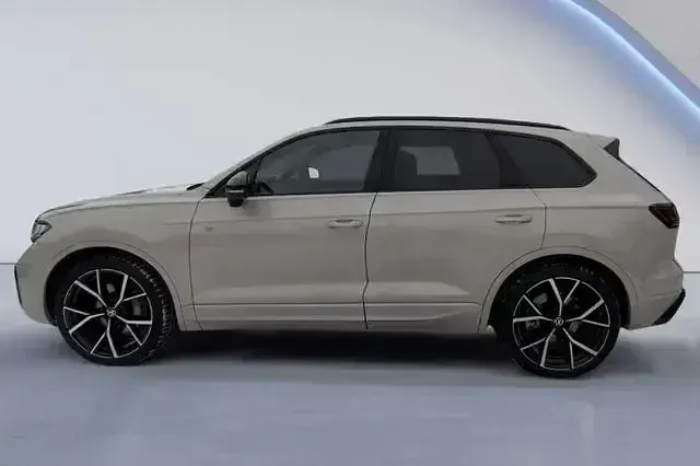 Gebraucht VW Touareg R-line 340 PS (250 kW) 2025 Beige SUV