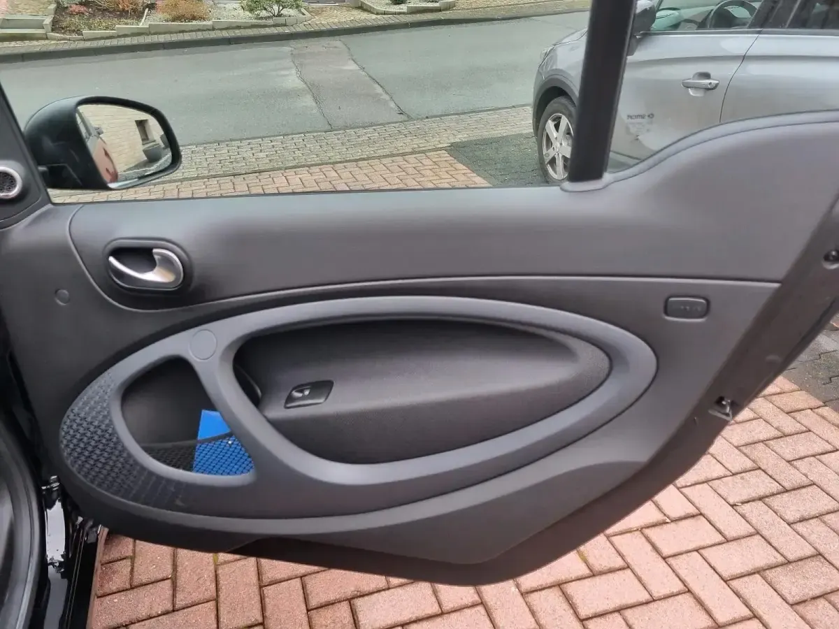 Gebraucht Smart ForTwo Electric Drive 60 kW (82 PS) 2021 Rot Cabrio
