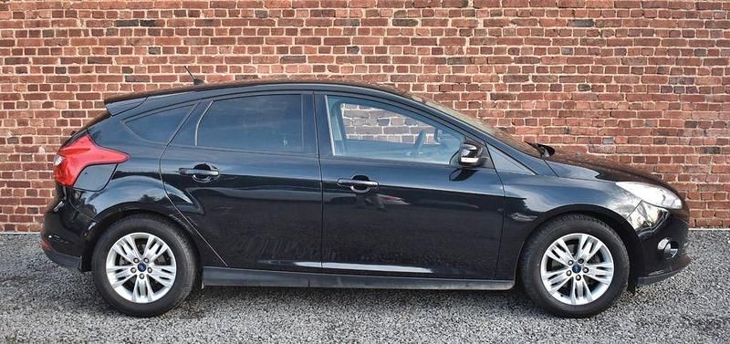 Gebraucht Ford Focus Style 116 PS (85 kW) 2012 Schwarz Limousine