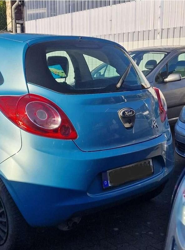 Gebraucht Ford Ka Trend 69 PS (50 kW) 2009 Scubablau Kleinwagen