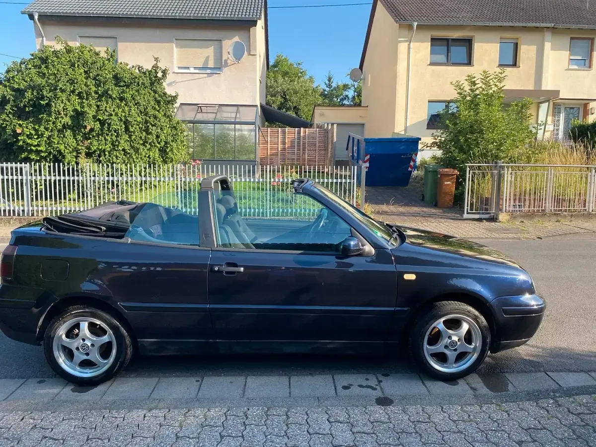 Gebraucht VW Golf 101 PS (74 kW) 1999 Andere farben Cabrio