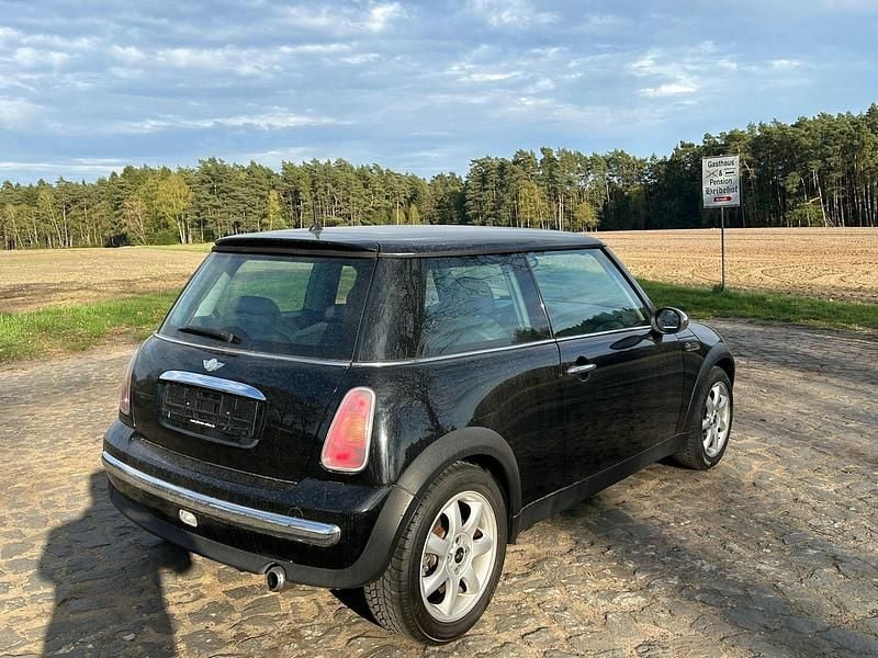 Second-hand Mini Cooper 2004 Negru Hatchback