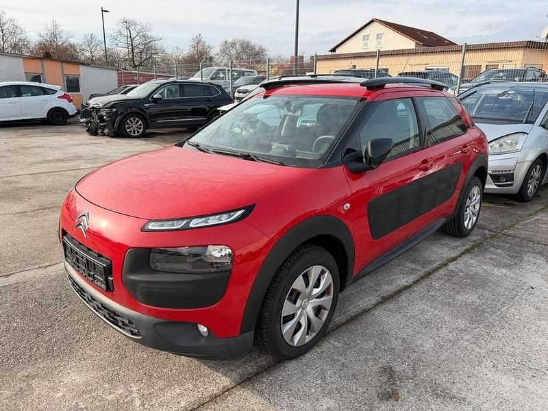 Gebraucht Citroën C4 Feel 82 PS (60 kW) 2015 Rot Limousine