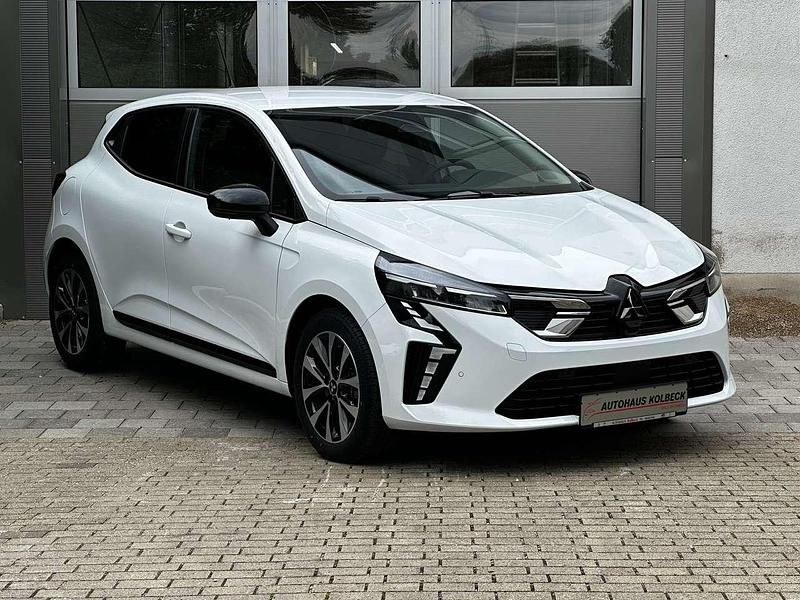 Gebraucht Mitsubishi Colt Plus 67 PS (49 kW) 2025 Antarktisweiß Limousine