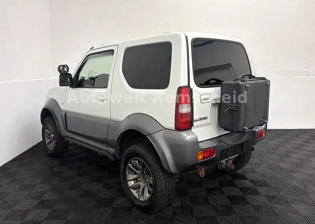 Gebraucht Suzuki Jimny 84 PS (61 kW) 2015 Weiß SUV