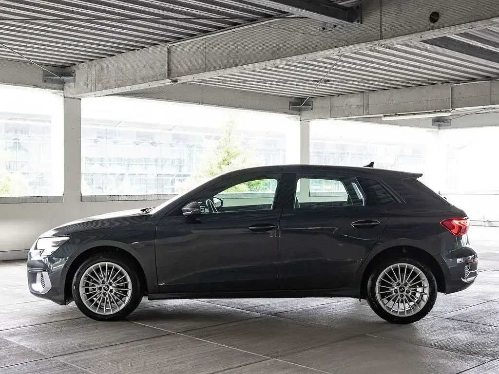Gebraucht Audi A3 Advanced 200 PS (147 kW) 2023 Manhattangrau metallic Limousine